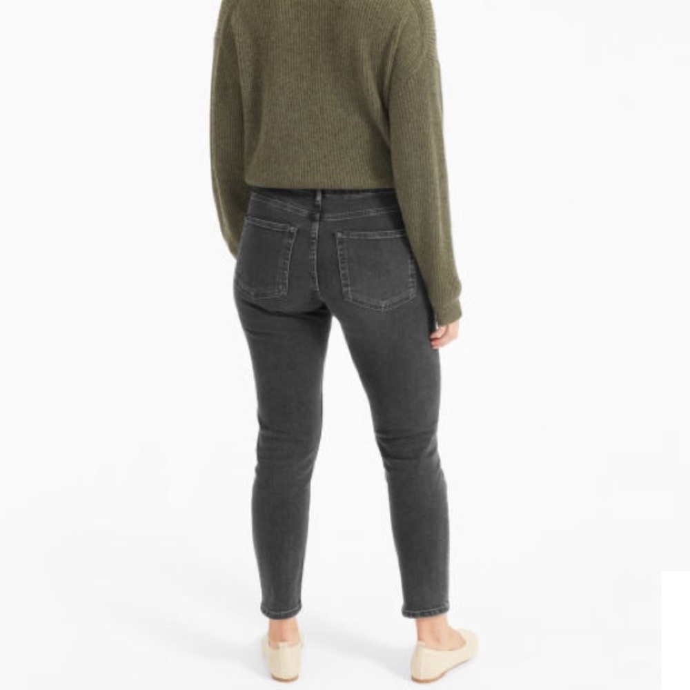 SOLD ❌ Everlane Mid-Rise Ankle Skinny
